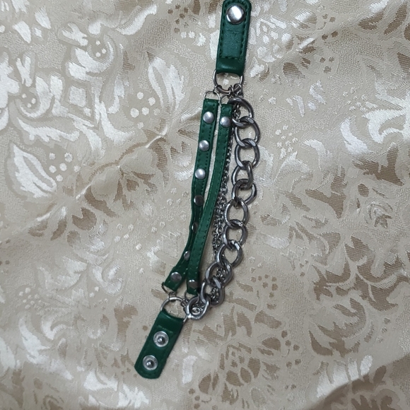 Jewelry - Leather bracelet